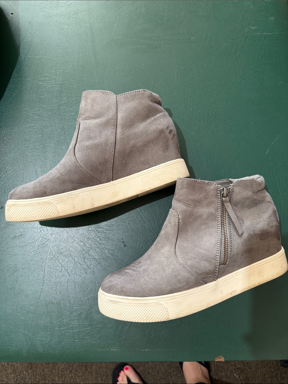Men's Gray Suede Zipper Wedge Sneakers